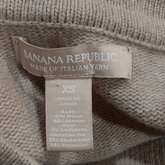 Banana Republic Cardigan Sweater Women's XS Faux Fur Cuffs Beige Wool Cashmere - Picture 6 of 8